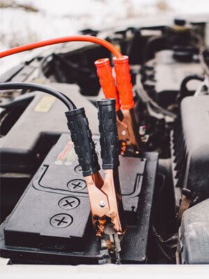 How to Jump-Start a Car Battery Properly in 10 Easy Steps